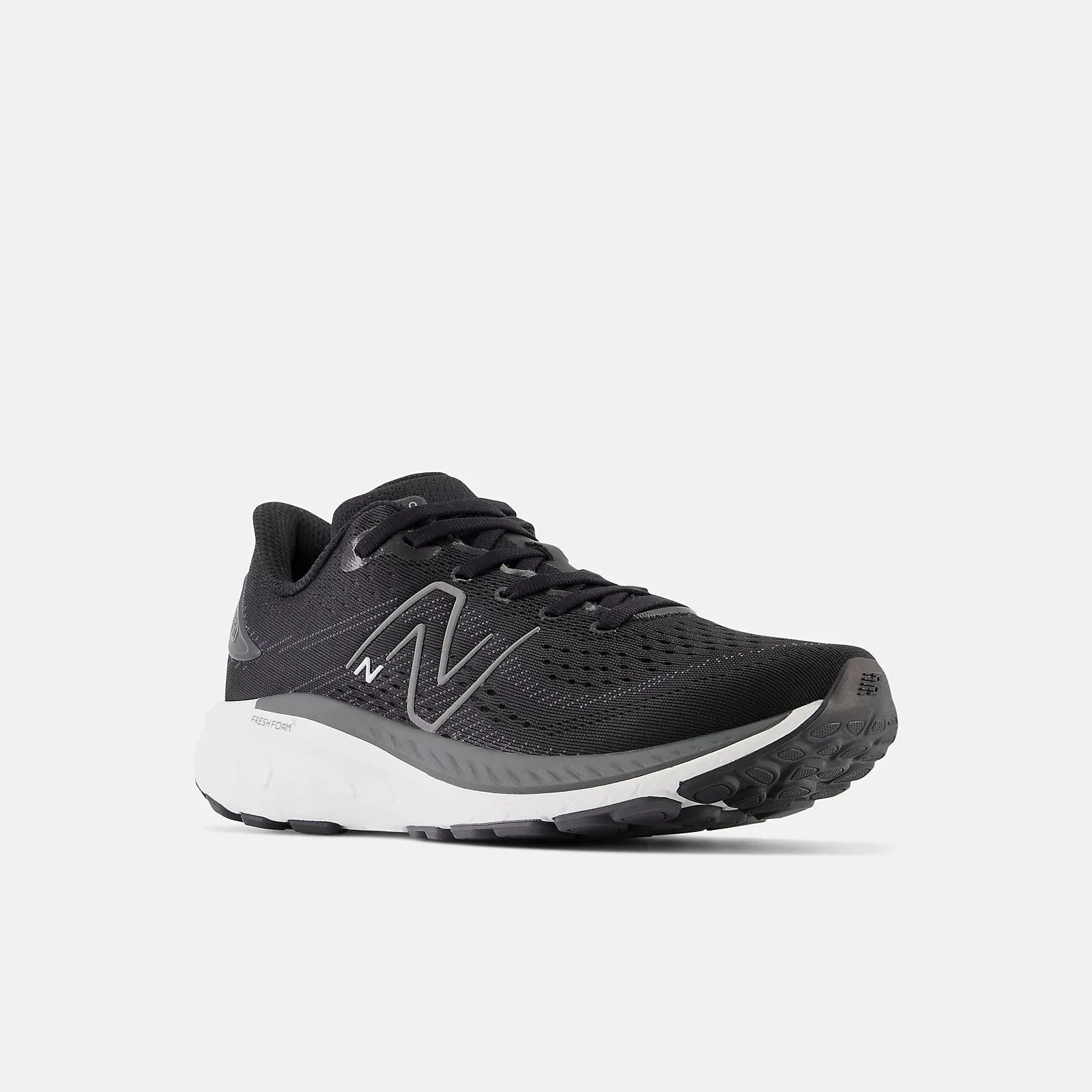 Big Kid's New Balance Fresh Foam X 860v13 (Black/White)