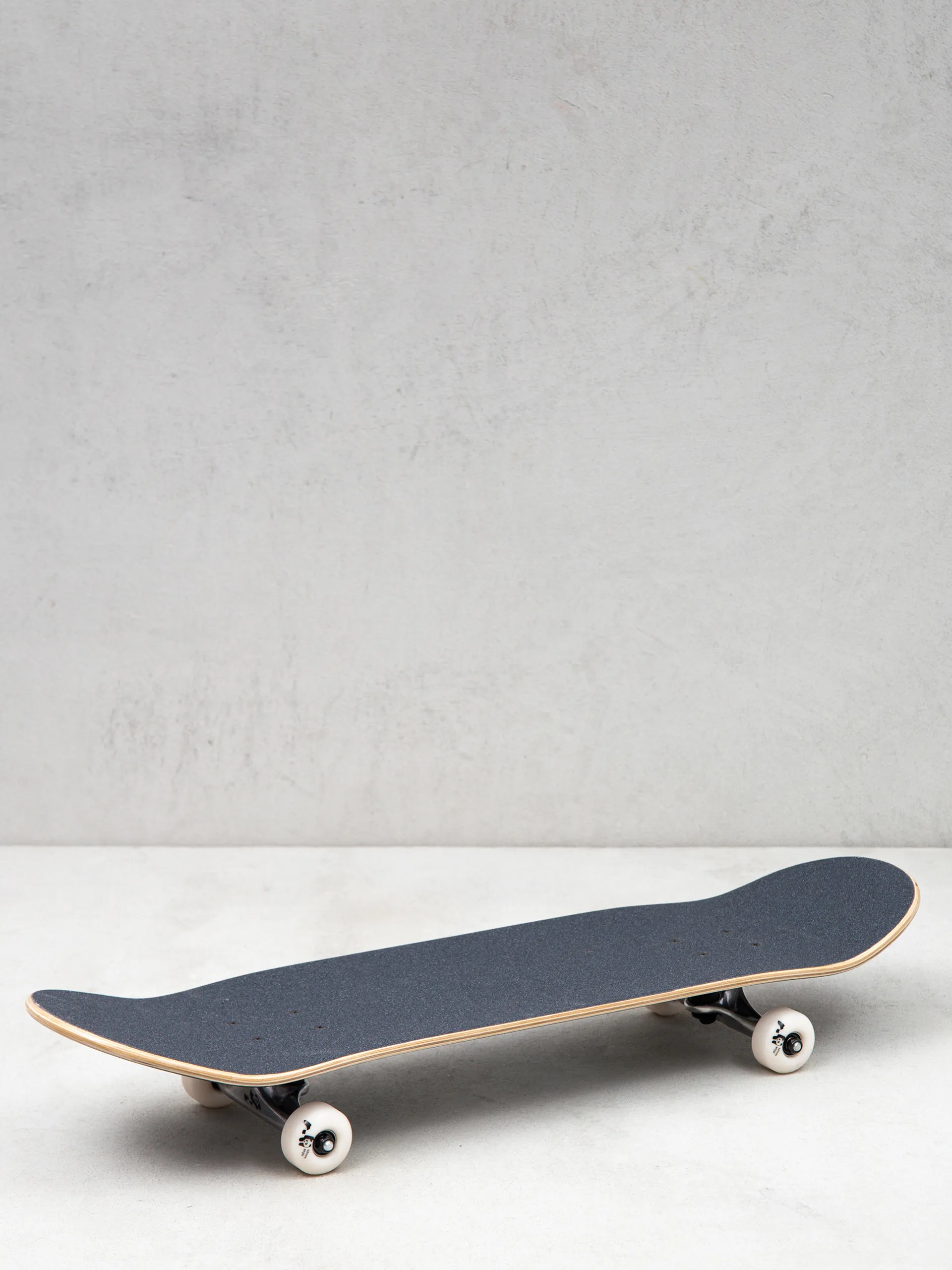 Enjoi Box Panda Skateboard (black)