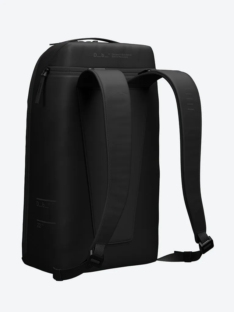 FREYA BACKPACK 22L BLACK OUT