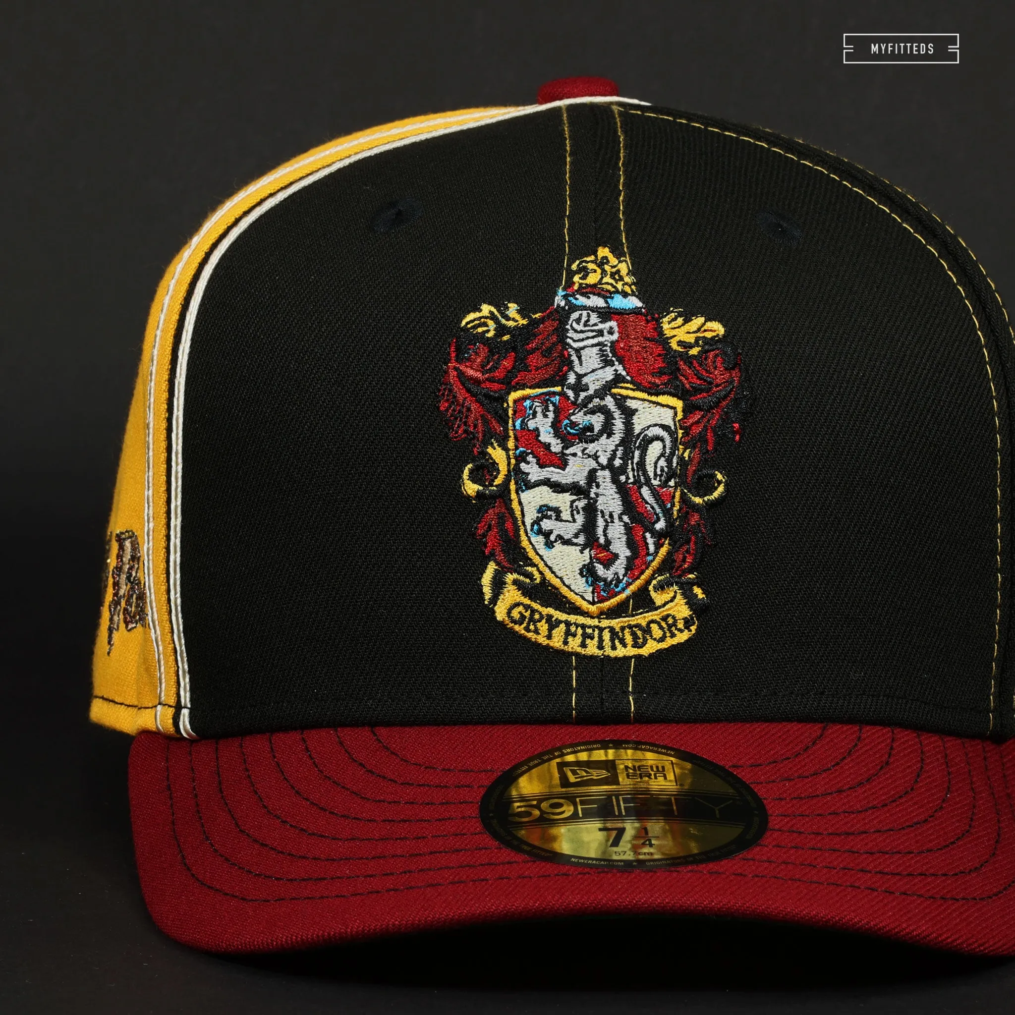 HARRY POTTER HOGWARTS HOUSE GRYFFINDOR DIAGONAL BLOCK NEW ERA FITTED CAP