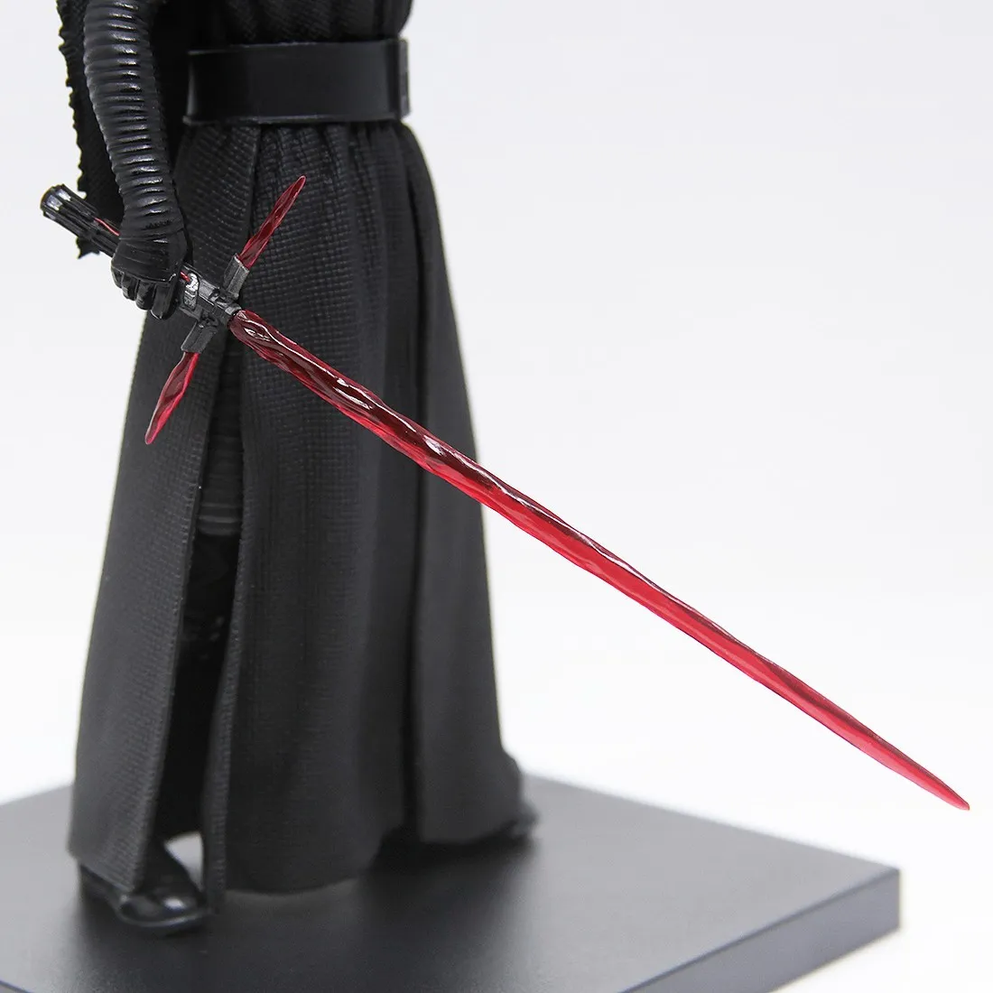 Kotobukiya ARTFX+ Star Wars The Force Awakens Kylo Ren Statue (black)