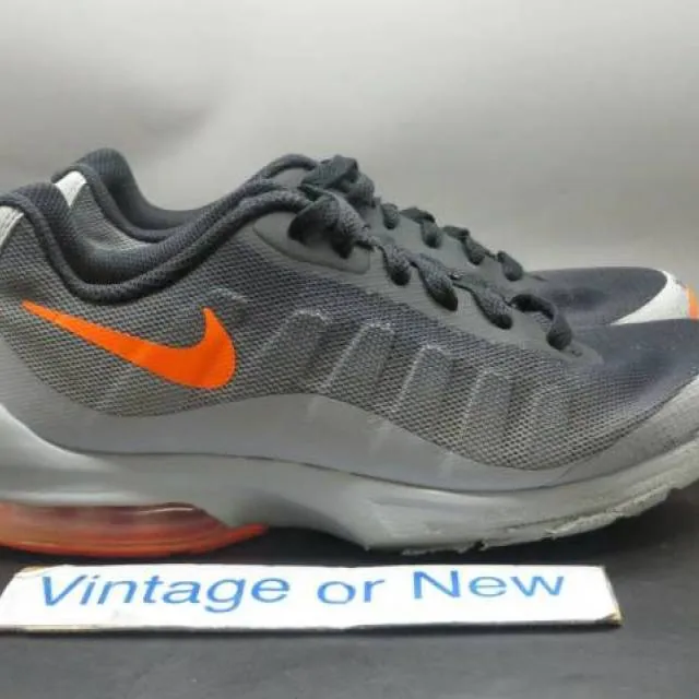 Nike Air Max Invigor Wolf Grey Total Orange Black Runnin...