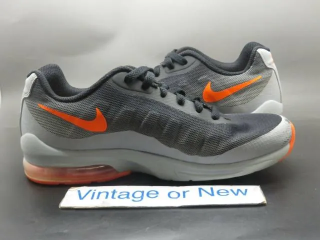 Nike Air Max Invigor Wolf Grey Total Orange Black Runnin...