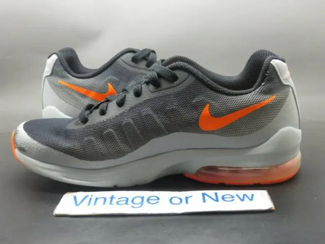 Nike Air Max Invigor Wolf Grey Total Orange Black Runnin...