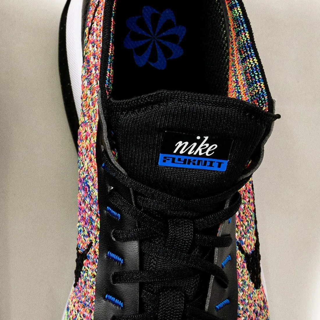 Nike Men Air Max Flyknit Racer (multi-color / black-racer blue-white)