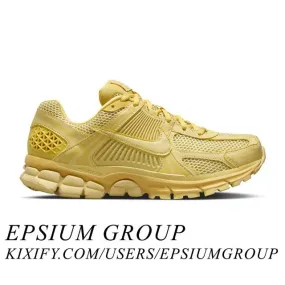 Nike women's air zoom vomero 5 (saturn gold/ saturn gold/ lemon wash) sizes 5-12 fq7079-700